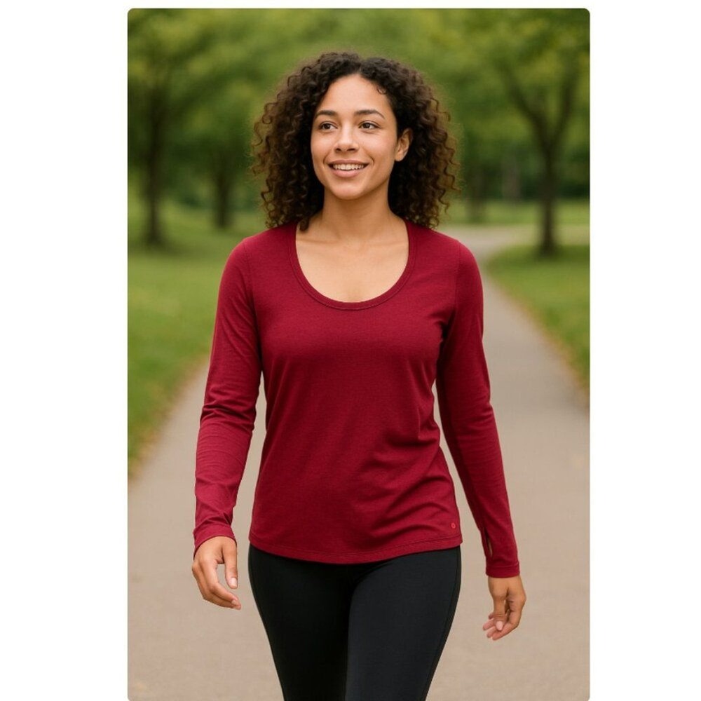 Lululemon Burgundy Long Sleeve Top Women's Size NO SIZE Scoop Neck Thumbhole